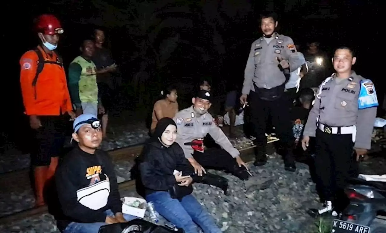 Begini Cara Gadis Karanganyar Bisa Keluar dari Gelapnya Hutan Larangan