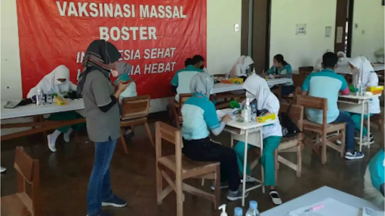 Ribuan Karyawan Pabrik di Boyolali Jalani Vaksinasi Booster