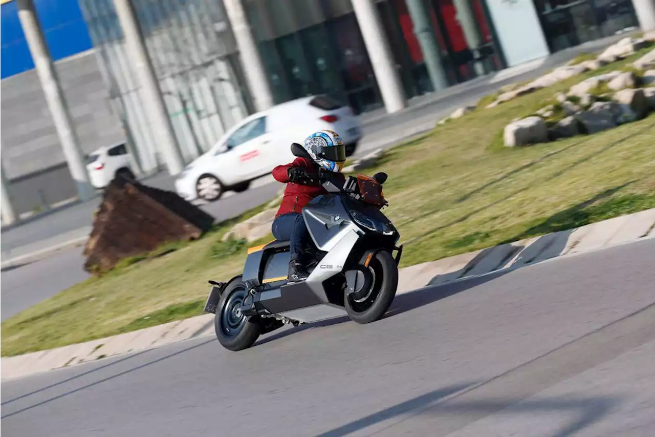 BMW CE 04 electric scooter review – Move Electric