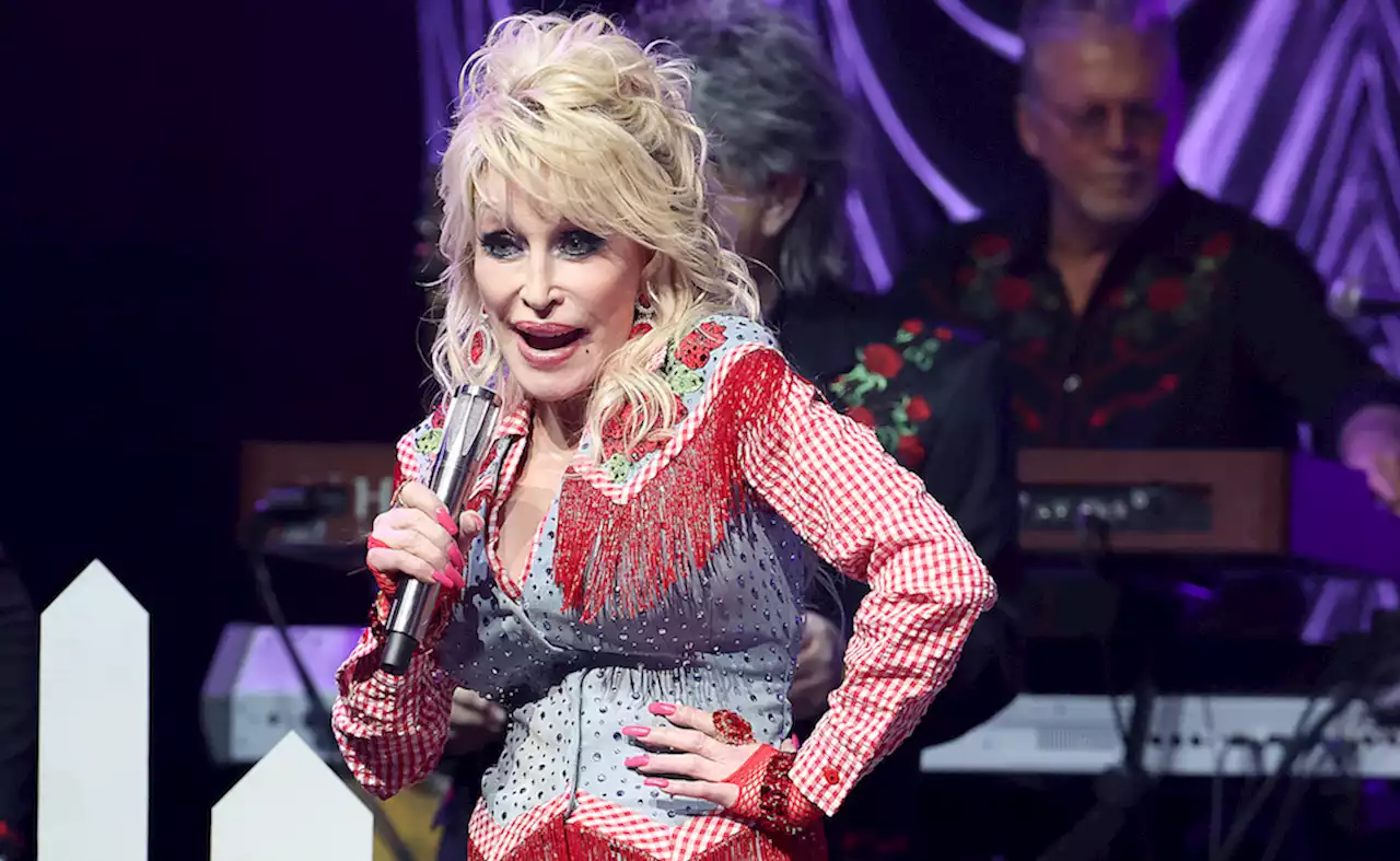 Dolly Parton Brought Her Full Self to SXSW (and the Dollyverse) with Unforgettable Set of Storytelling and Songs