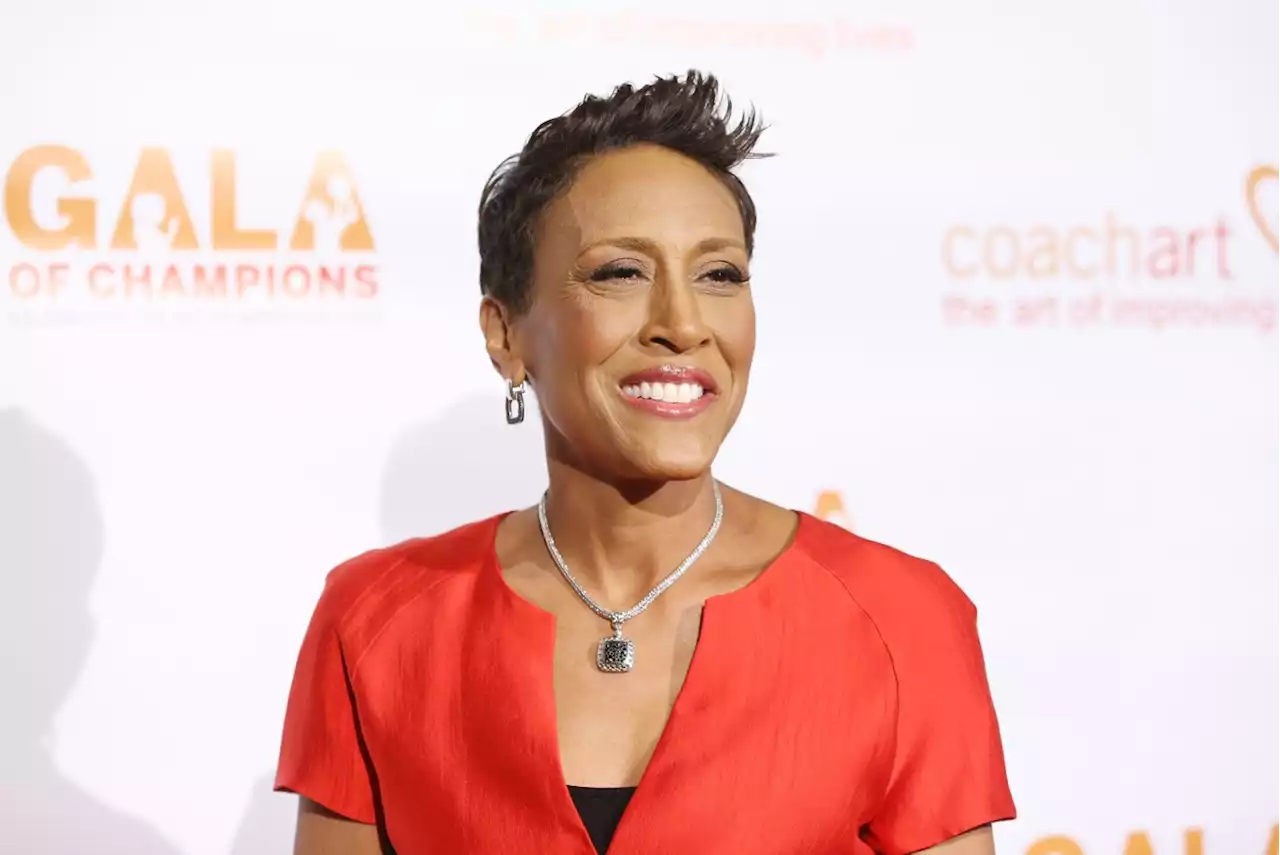 GMA's Robin Roberts Says This Was Her First Sign of Cancer — Best Life