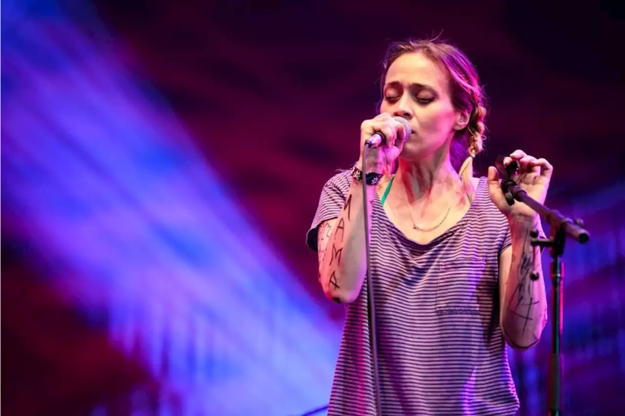 Fiona Apple Is Using Her Star Power For An Urgent Legal Cause—And She Wants Your Help