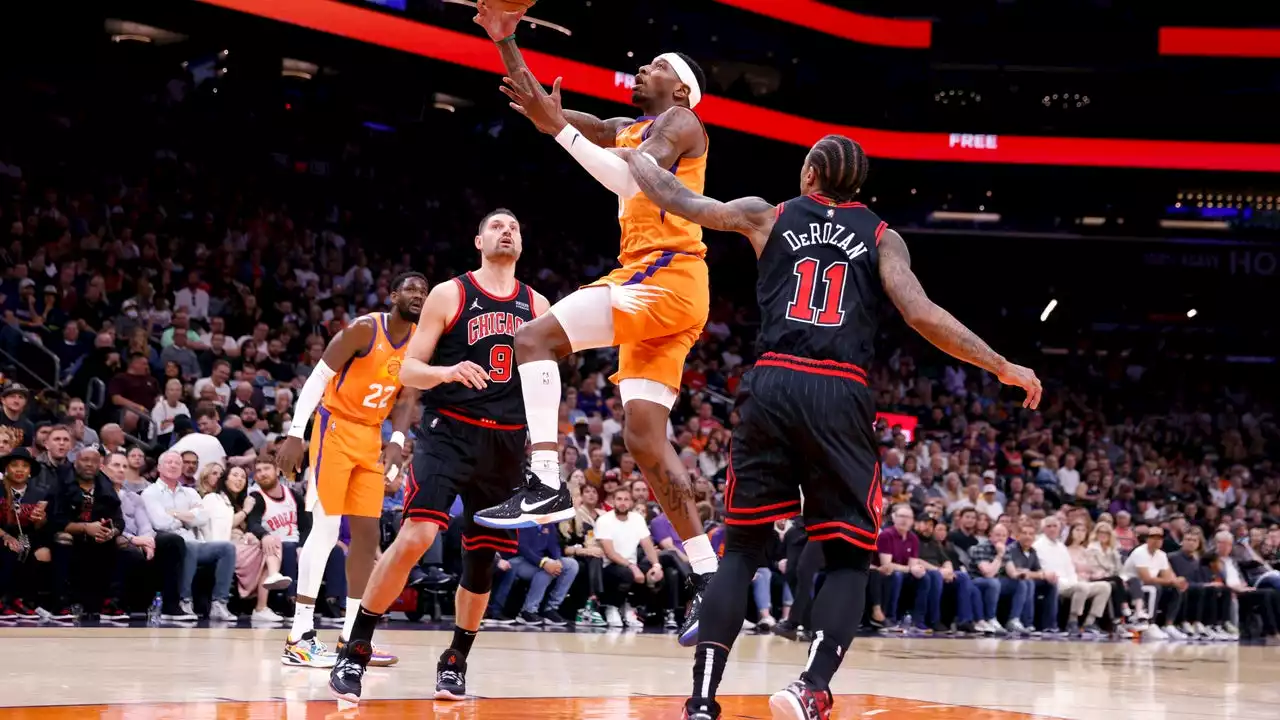 Suns rout Bulls, move closer to wrapping up top spot in NBA