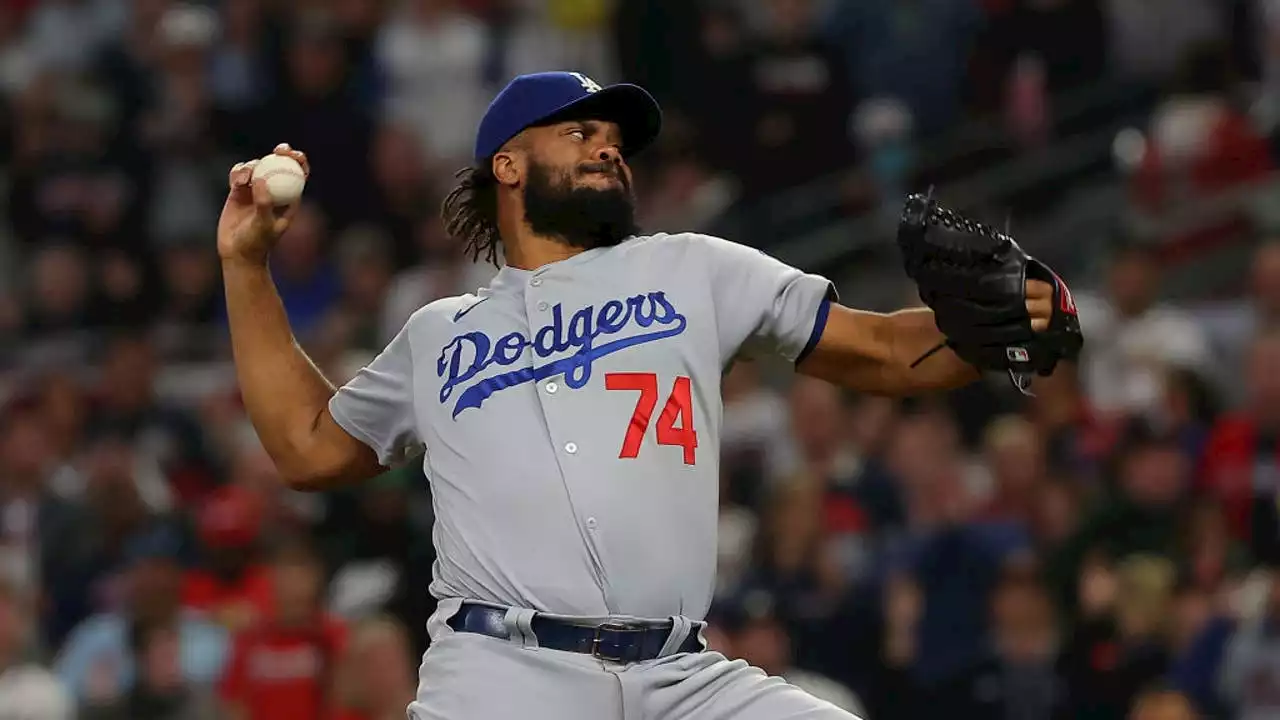 Former Dodger closer Kenley Jansen signs with Atlanta Braves