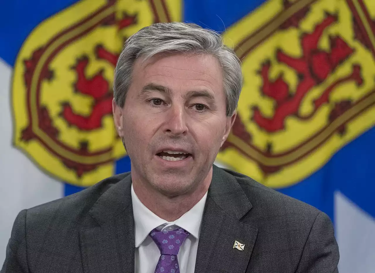 Nova Scotia to keep school mask mandate in place until mid-April