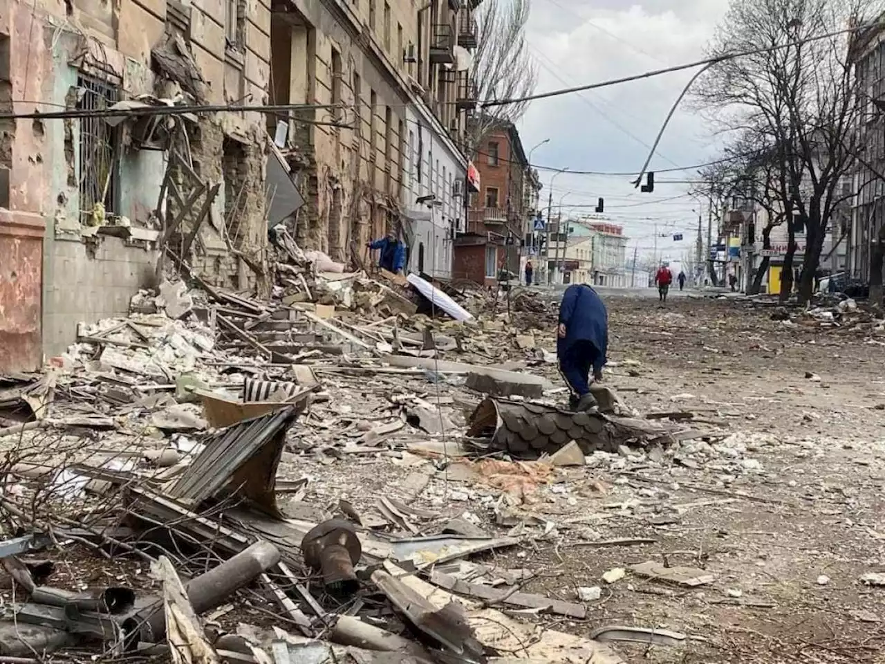 A Mariupol russi in centro 'Gli scontri casa per casa'