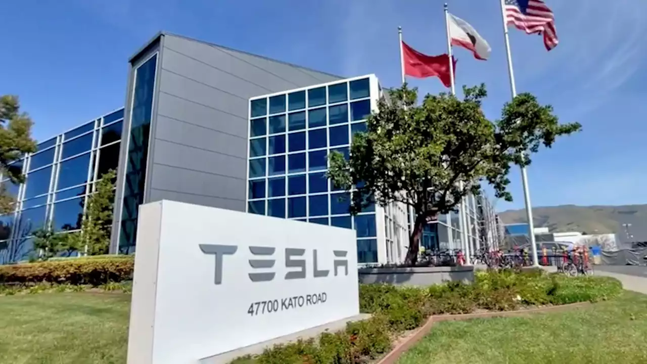 Black Tesla Employee Says Co-Workers Tormented Him With War Ringtones