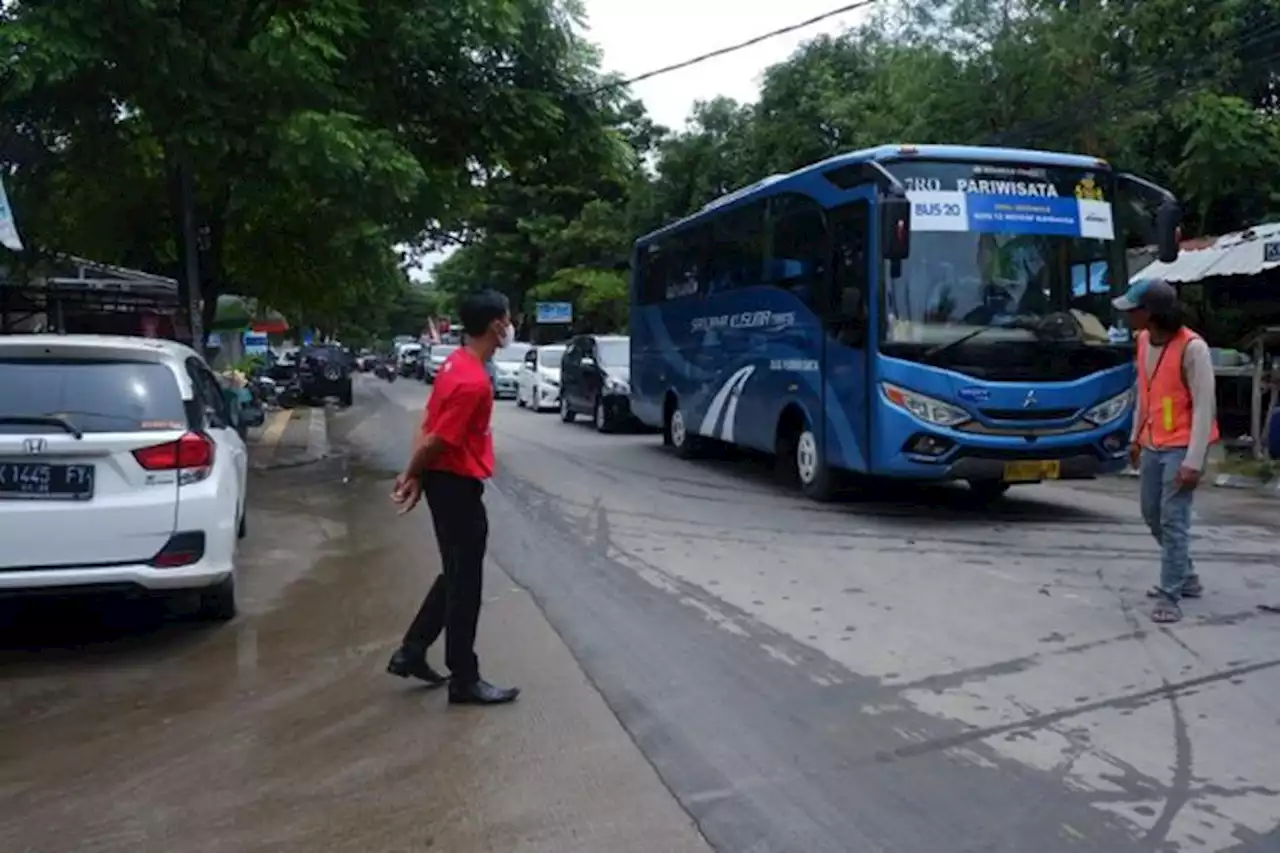 Akses Jalan ke Sirkuit Mandalika: Jalan Sempit Mengintai, Macet Muncul di Berbagai Sudut - Pikiran-Rakyat.com