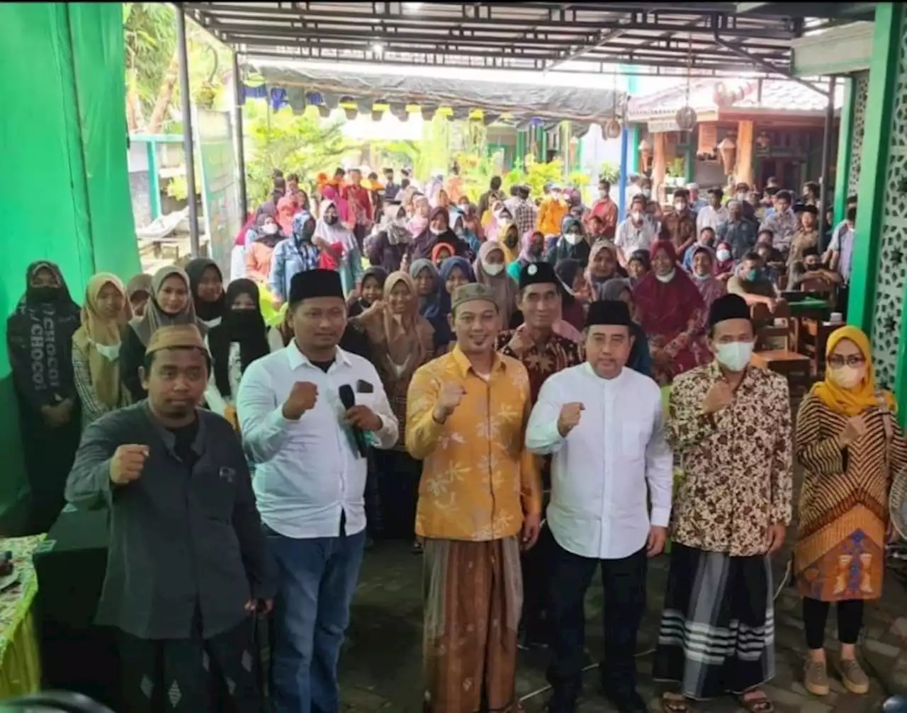 Ratusan Santri Nganjuk Dukung Airlangga Hartarto Maju Capres 2024 |Republika Online