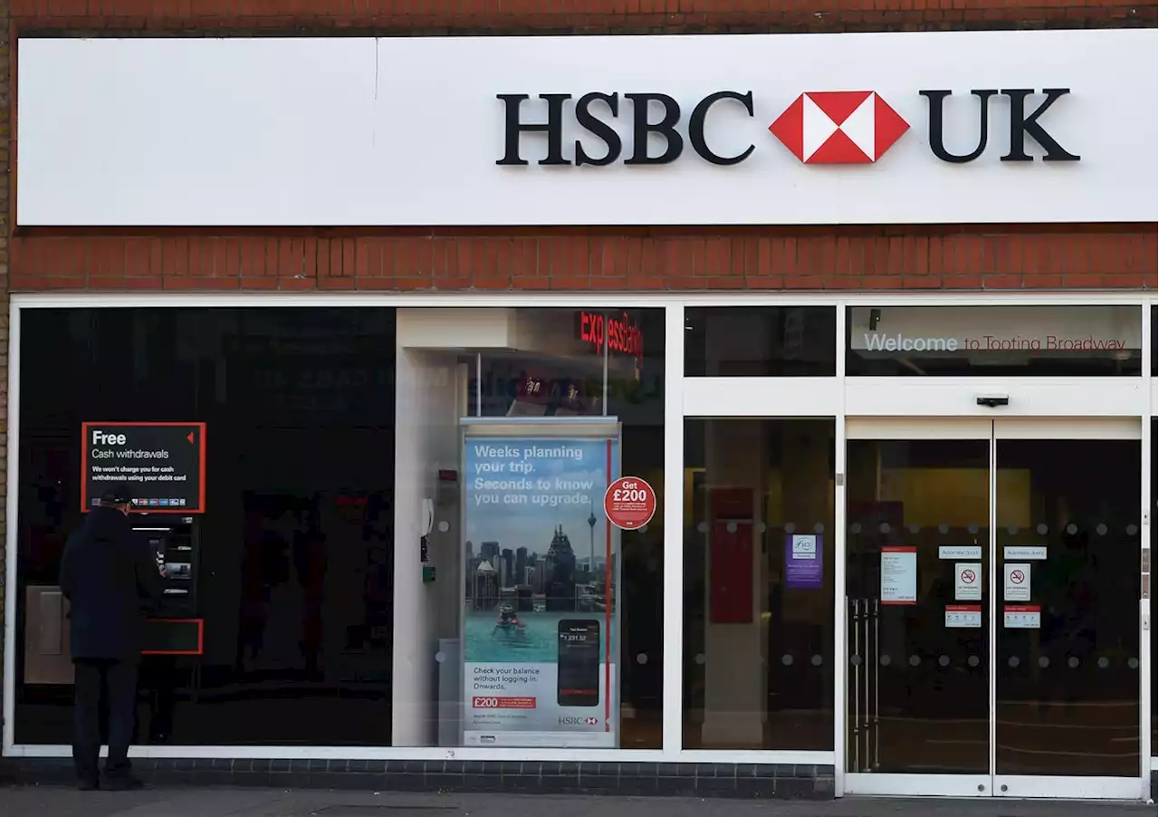 HSBC to shut another 69 branches