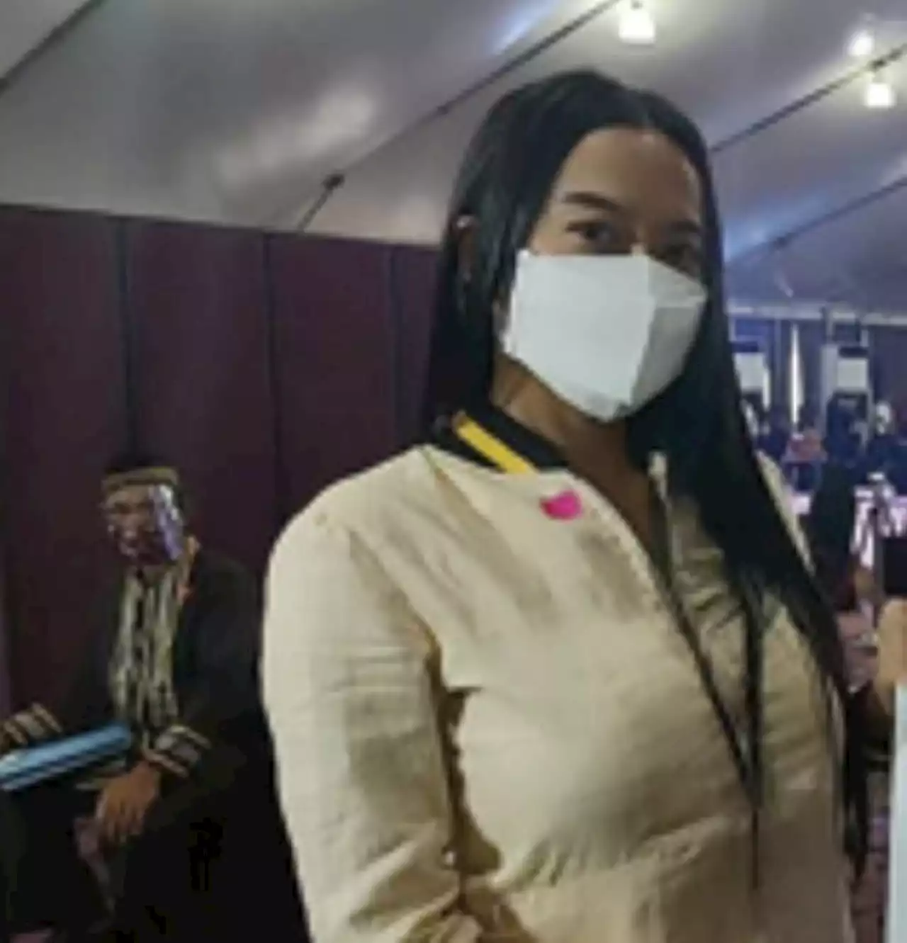 Mocha Uson switches to Isko for president in May polls