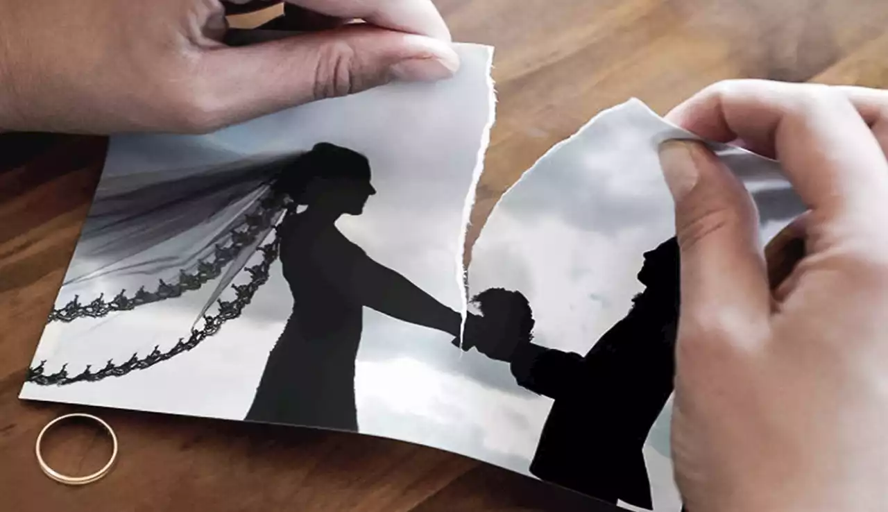 تطلب الطلاق بسبب مكالمة منتصف الليل الصاعقة
