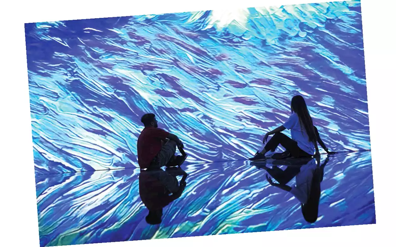 NFT تشفير برواية دبي