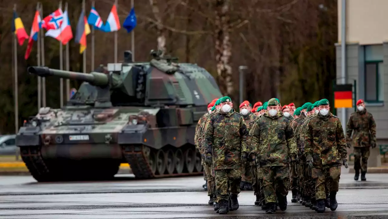 Bundeswehr: SPD-Linke lehnen Militärpläne von Olaf Scholz ab