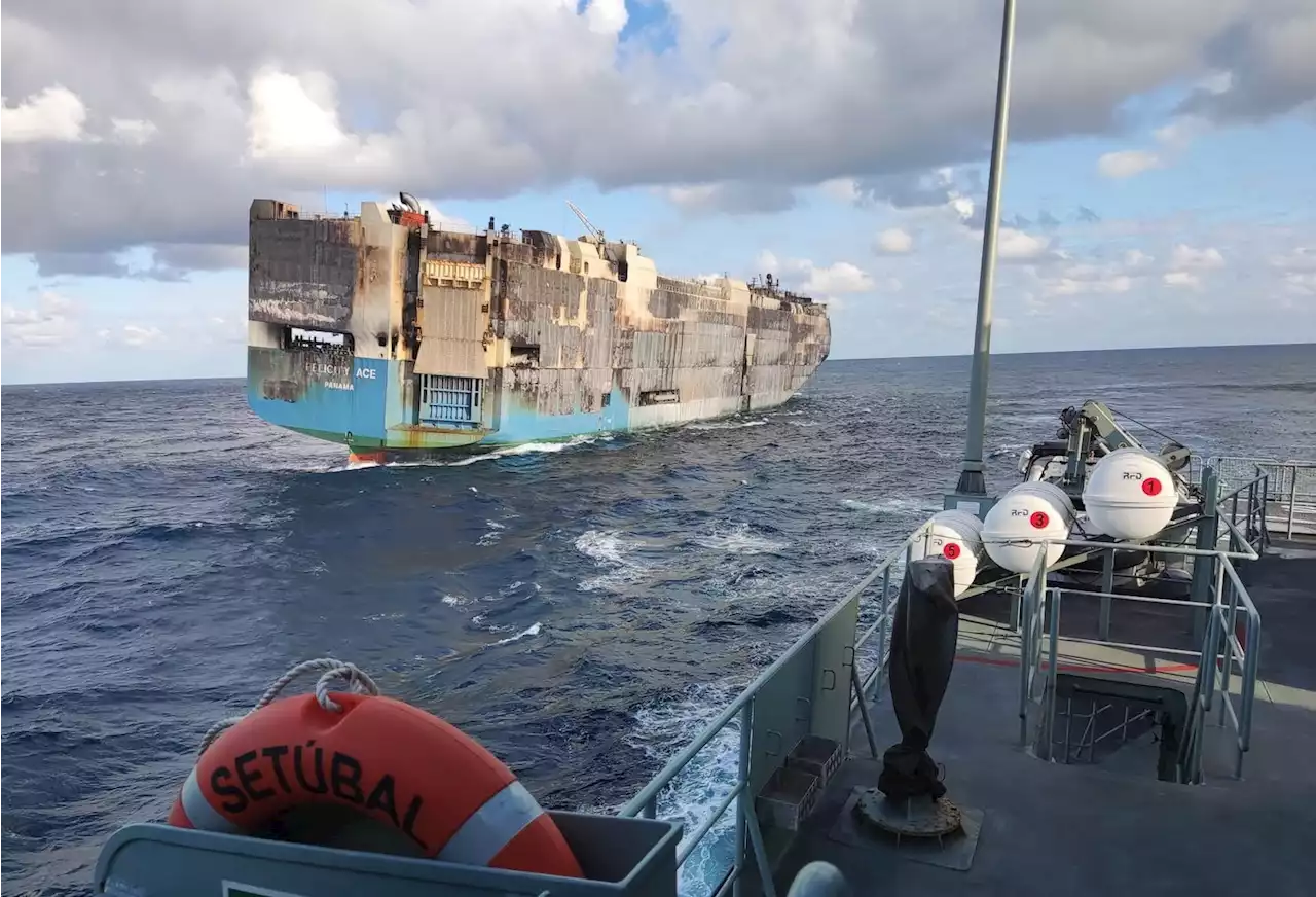 Burnt-out cargo ship carrying luxury cars to U.S. sinks | Digital Trends