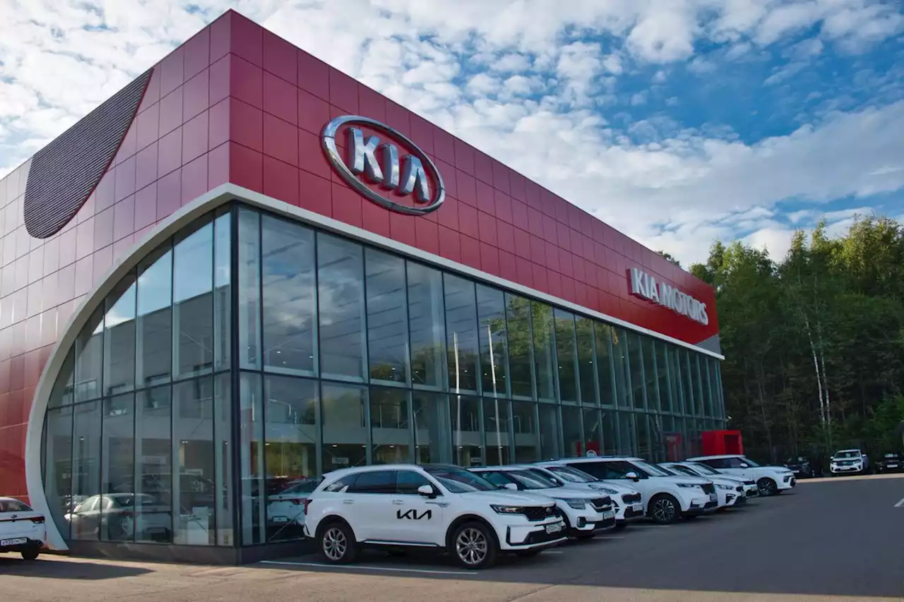 Kia will let you summon an actual human to charge your EV | Engadget