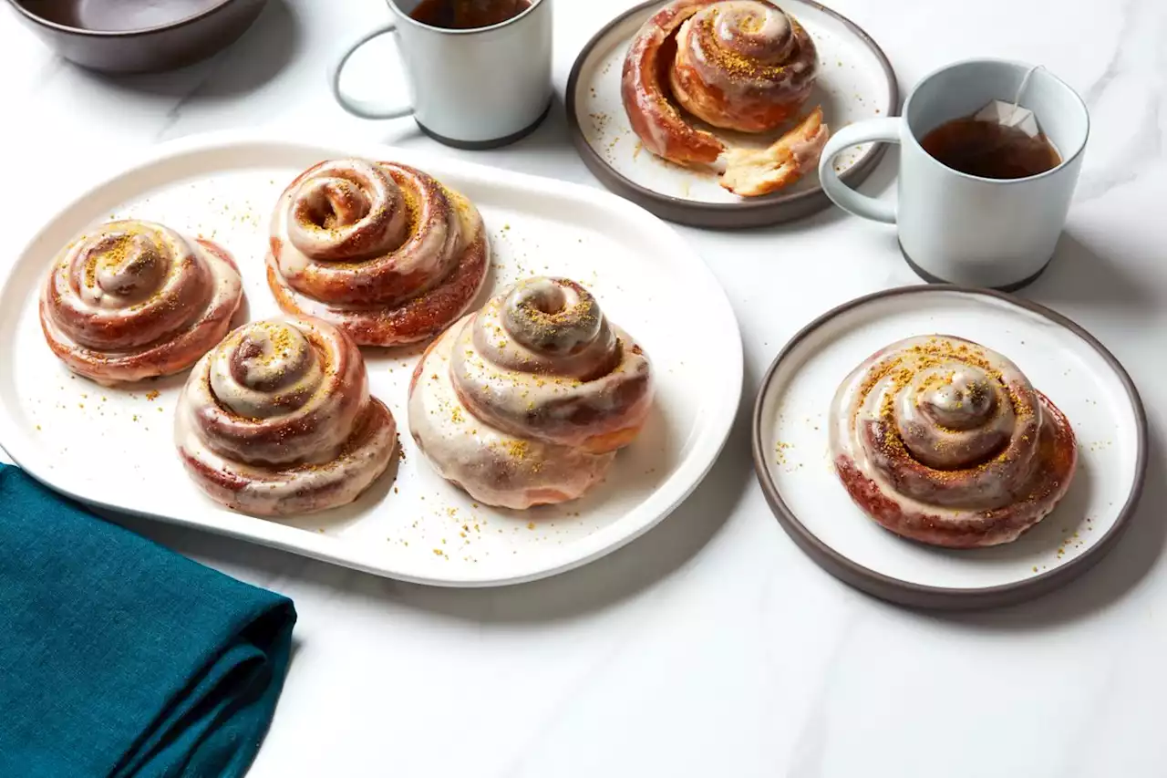 These Honey Buns Will Make You Forget About Cinnamon Rolls