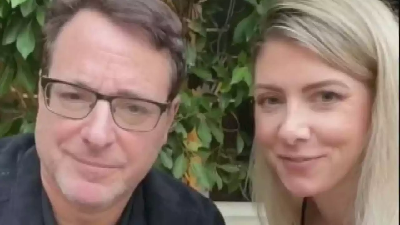 Bob Saget's Widow Kelly Rizzo Emotionally Thanks Fans for Support