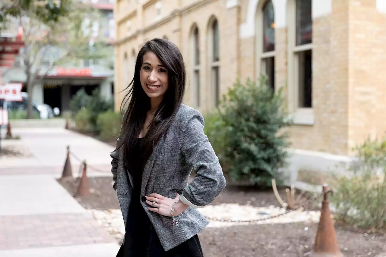 For social media consultant, goal is to ‘stop the scroll’
