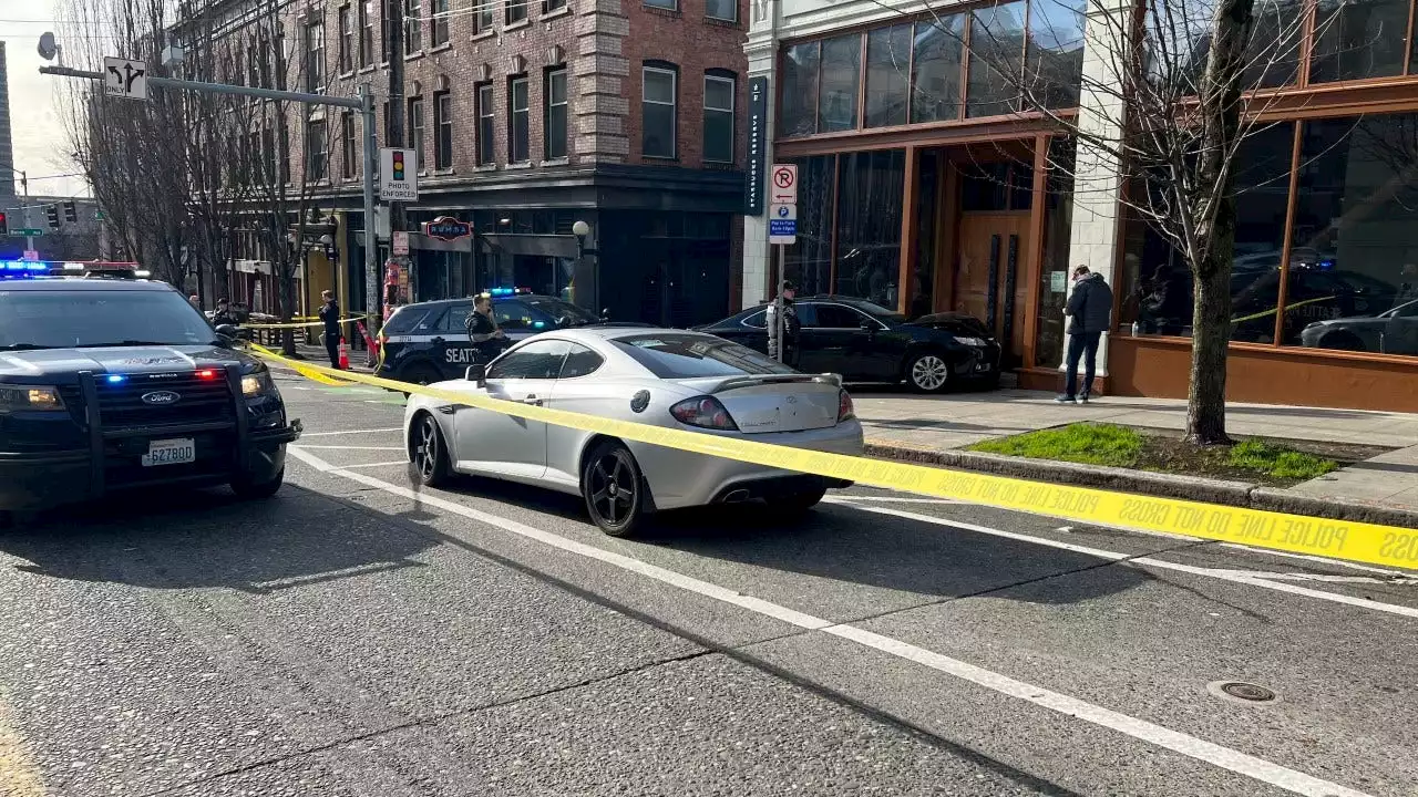 Police: Suspect in custody after carjacking Lyft, crashing into Starbucks Reserve