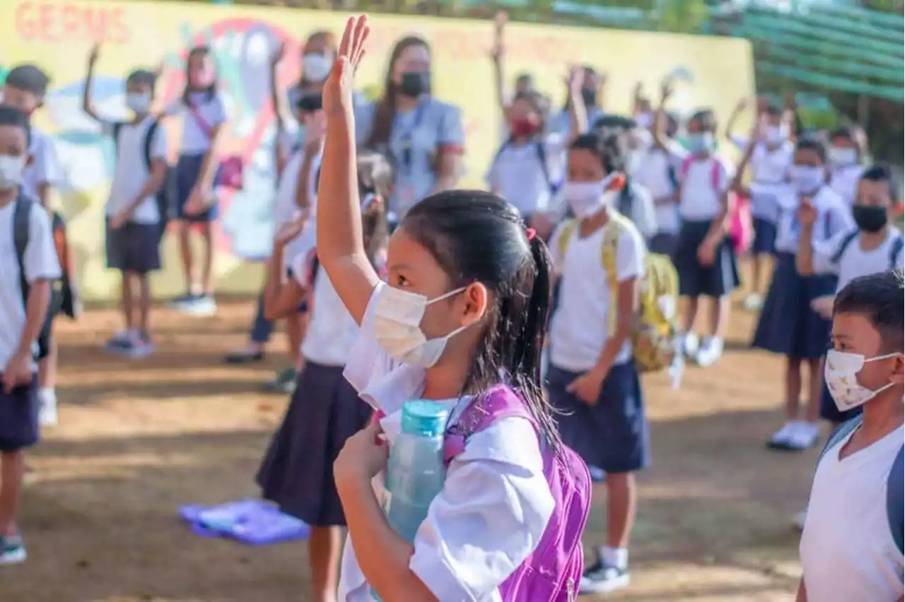 DepEd: 4,315 public, private schools hold face-to-face classes