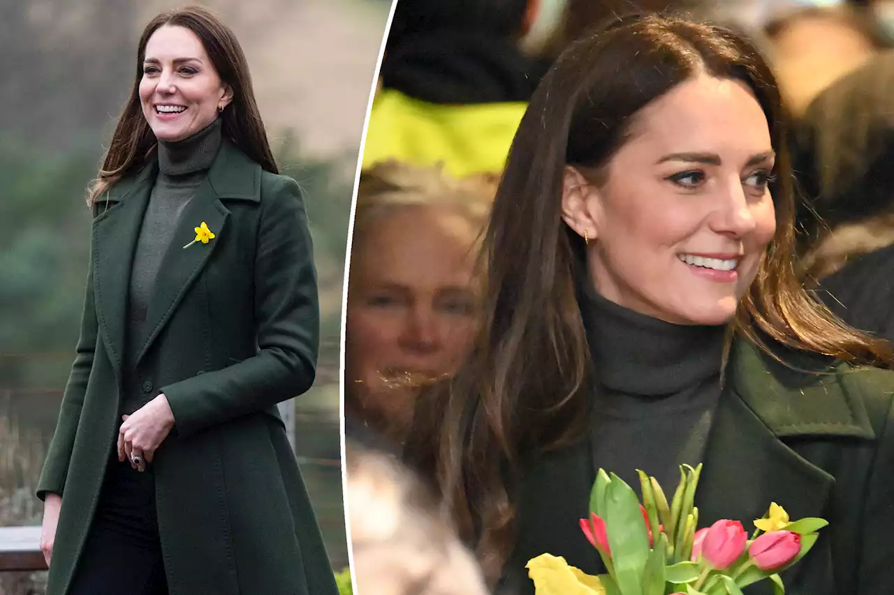 Kate Middleton honors Wales in earrings by local designer