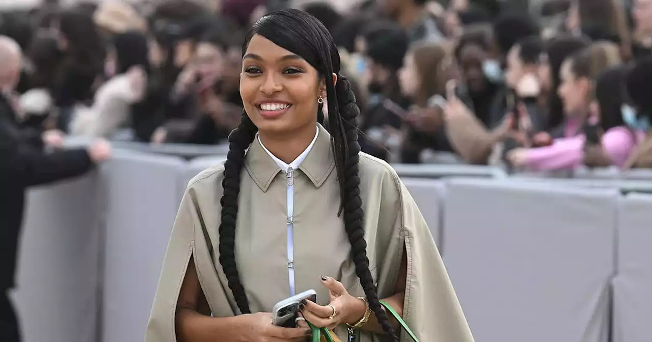 Yara Shahidi Brings Back the Double-Bag Trend at Paris Fashion Week