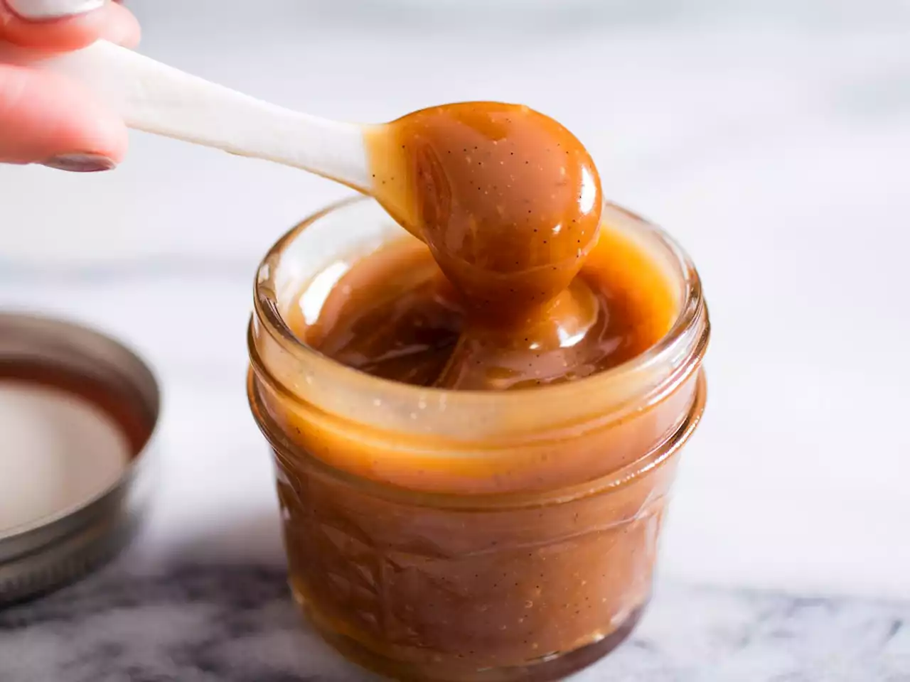 Easy Caramel Sauce Recipe