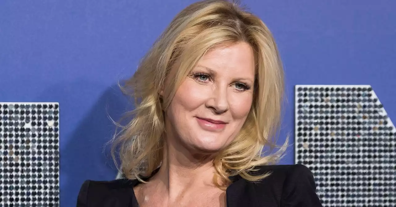 Sandra Lee reveals she had a hysterectomy 7 years after breast cancer surgery