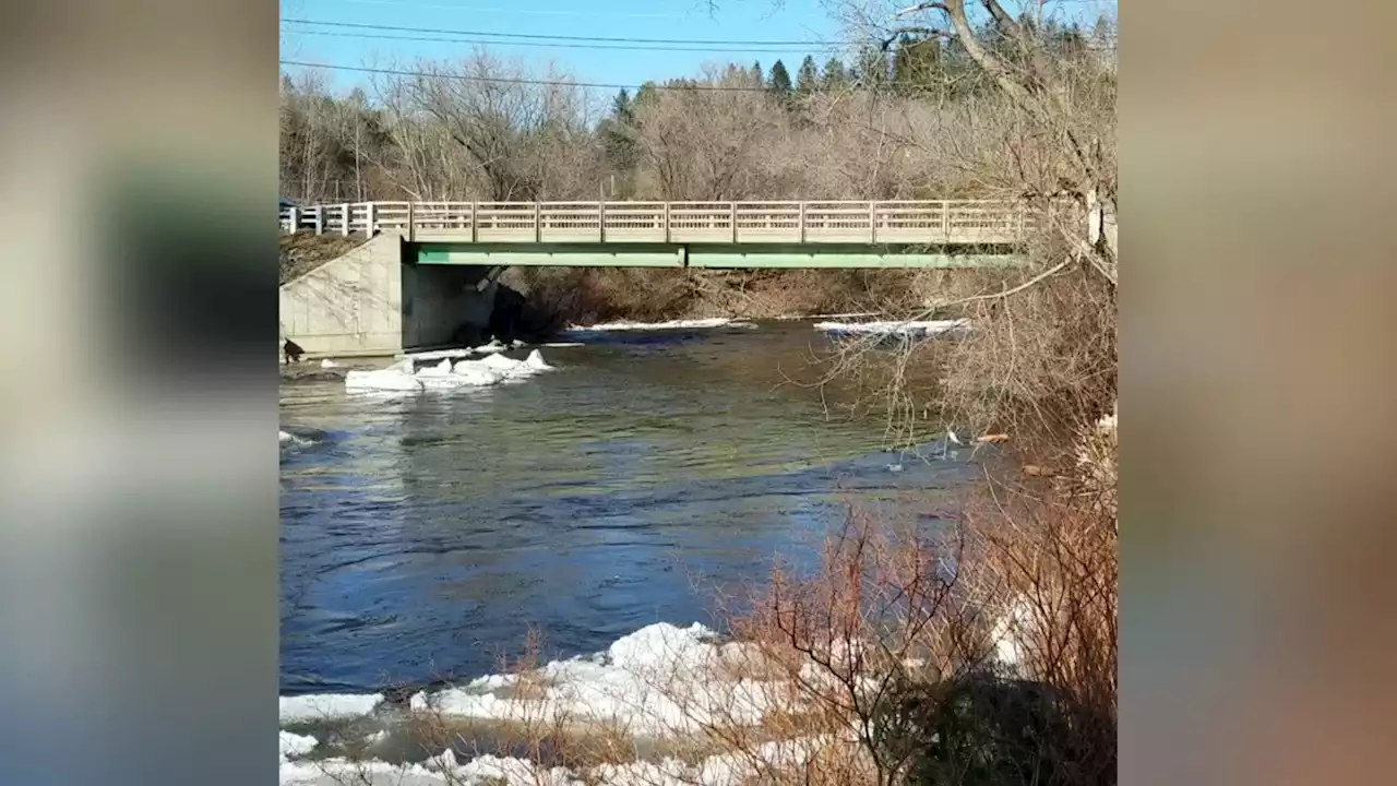 Ice Jam Breaks, Smashes Into Vermont Bridge - Videos from The Weather Channel | weather.com