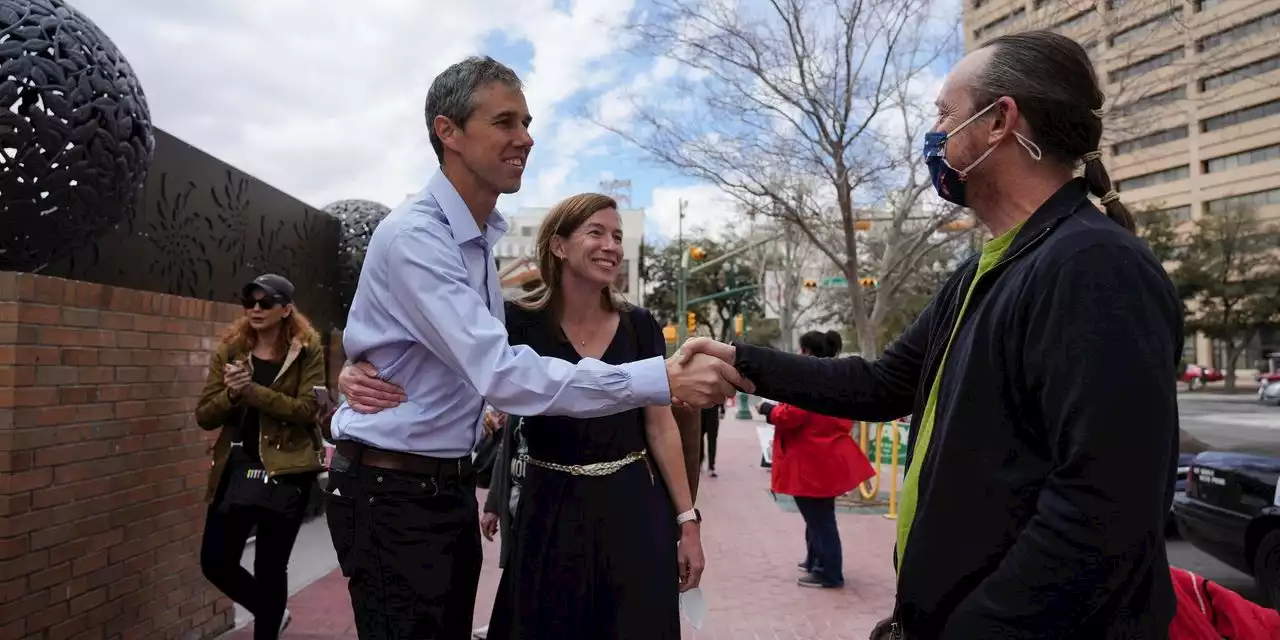 Abbott, O’Rourke Coast to Victories in Primaries for Texas Governor