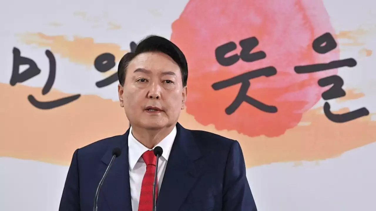 S. Korea's next leader to abandon Blue House for new office