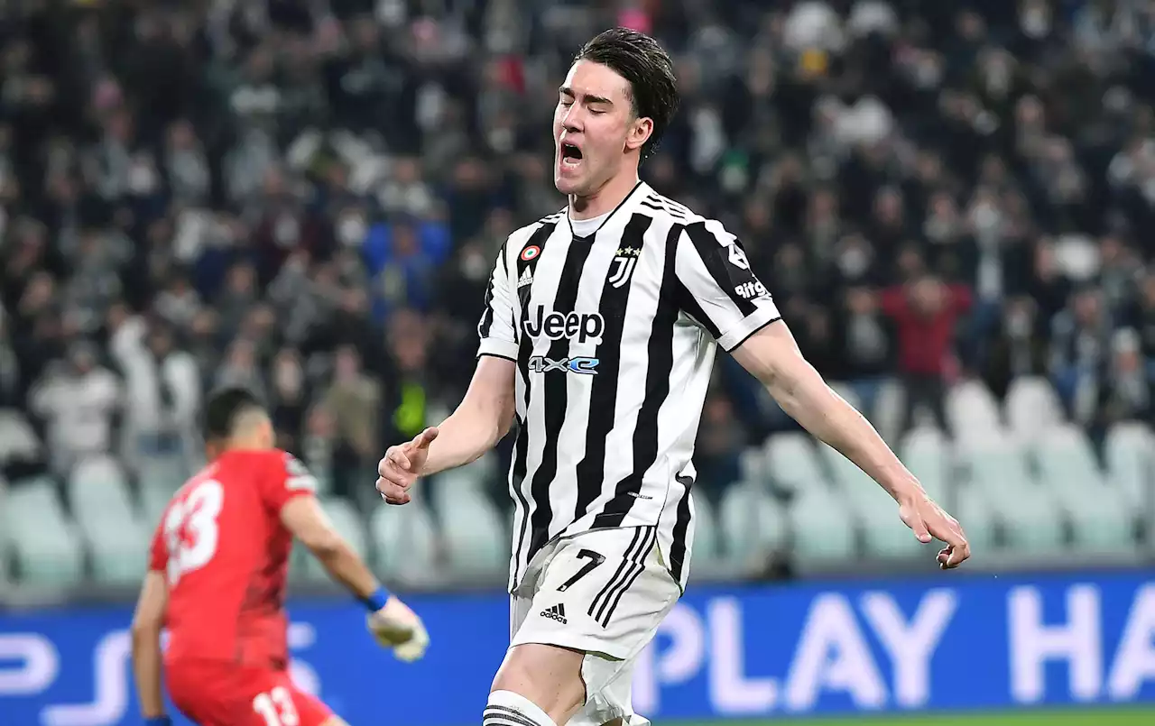 Vlahovic si sente solo, ecco la richiesta della Juve