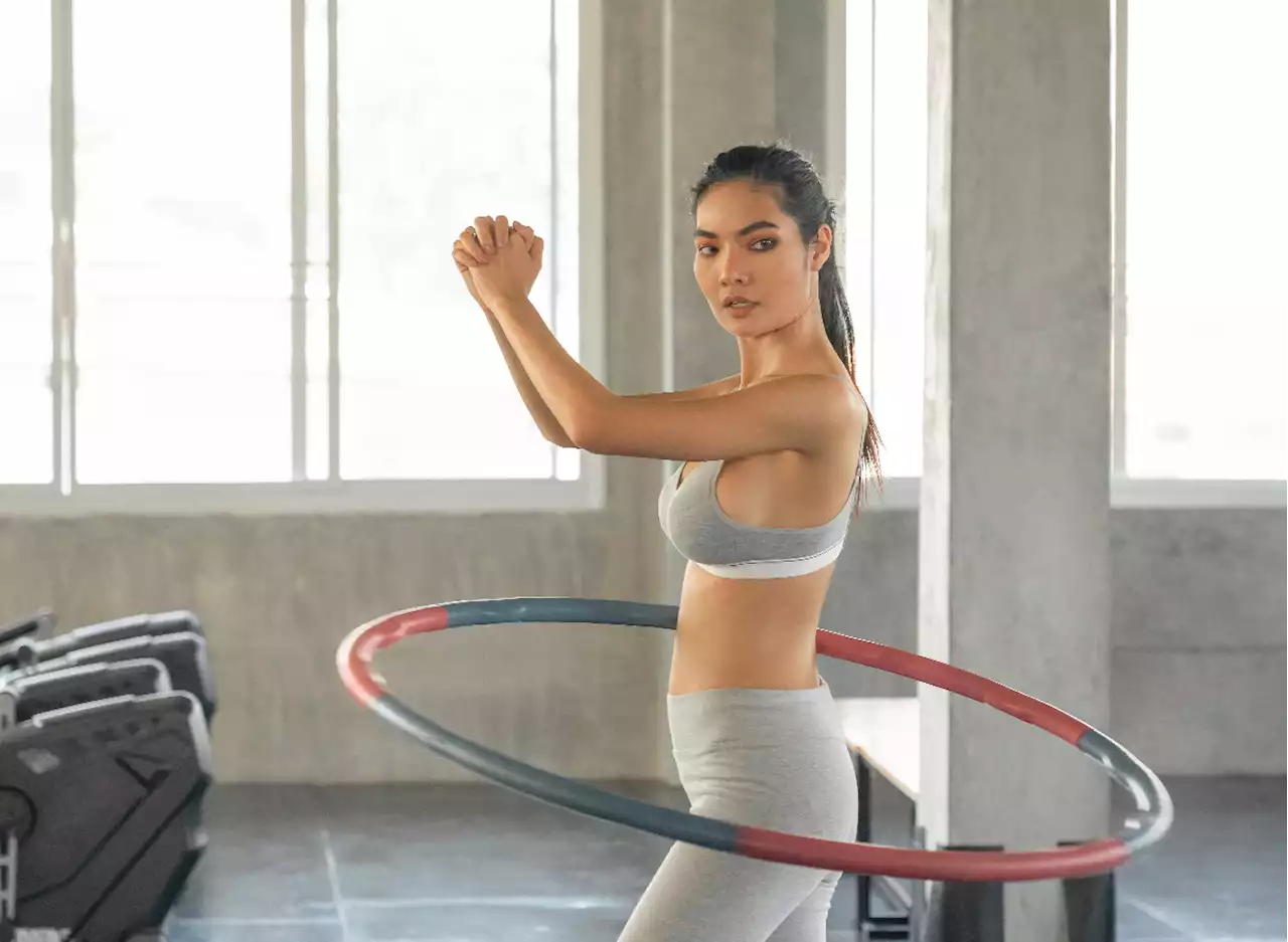 The Best Weighted Hula Hoop Exercises To Lose Weight — Eat This Not That