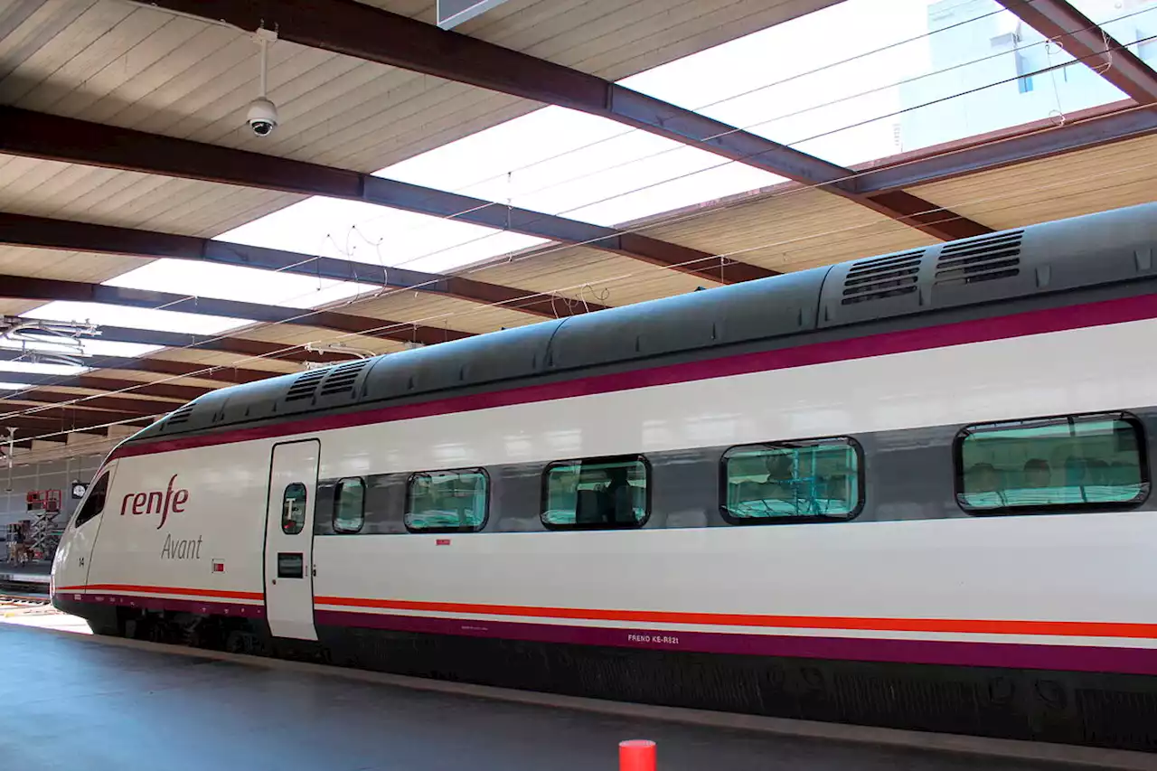 Renfe recupera el 90% de la oferta de trenes de servicio público previa a la pandemia
