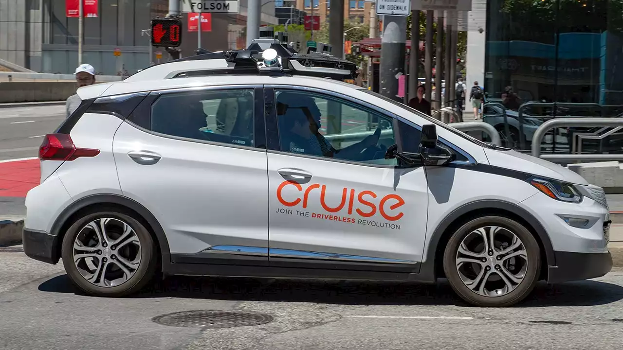 GM buys SoftBank's stake in its driverless car unit Cruise