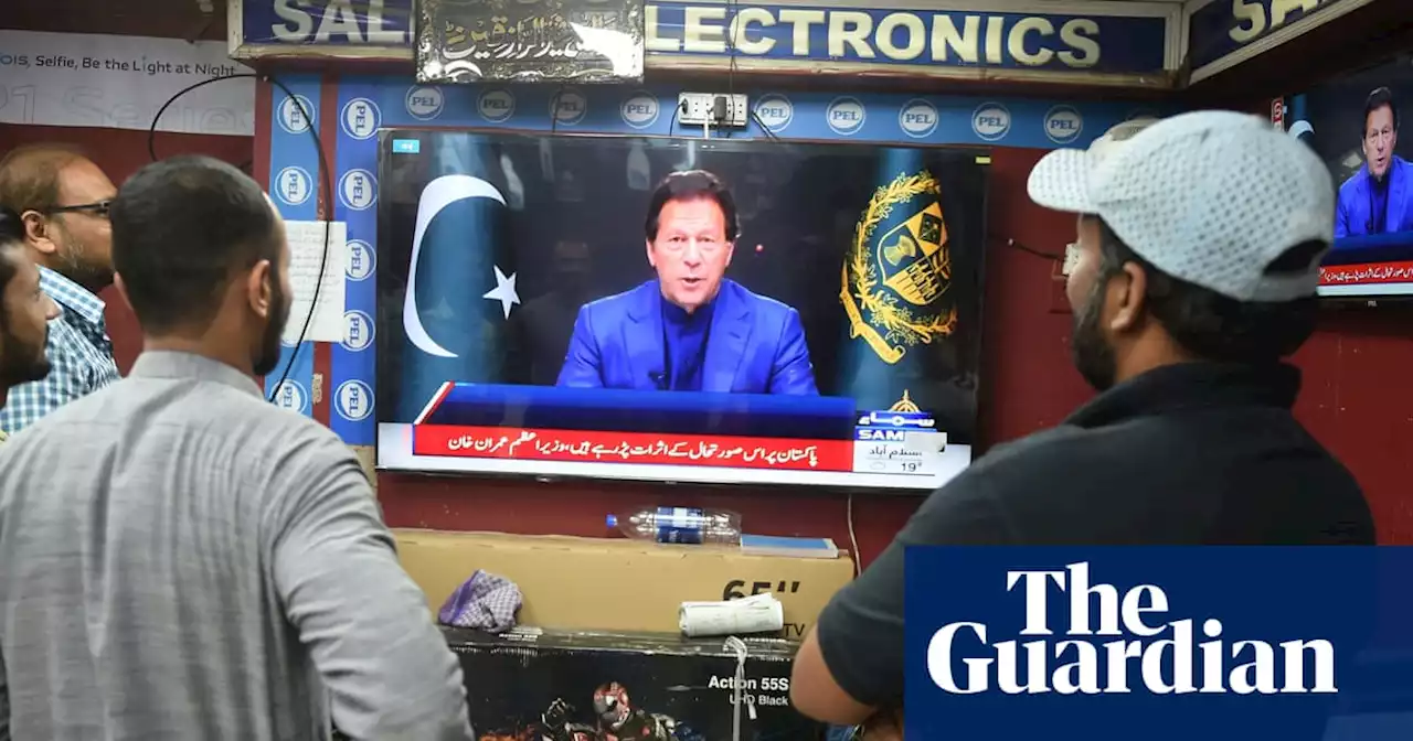 Pakistani PM steps up criticism of west as confidence vote looms