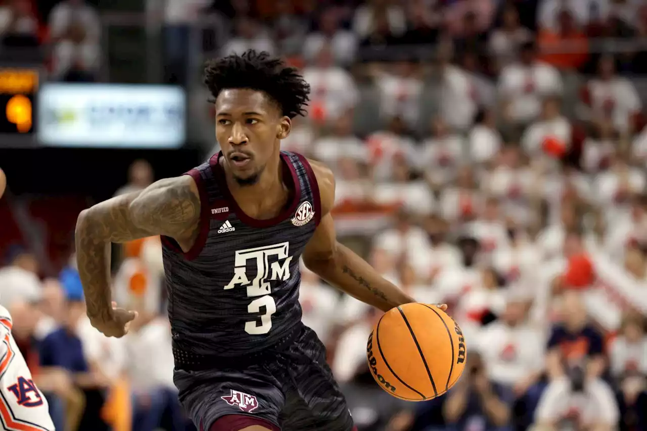 Texas A&M beats Oregon to advance in NIT