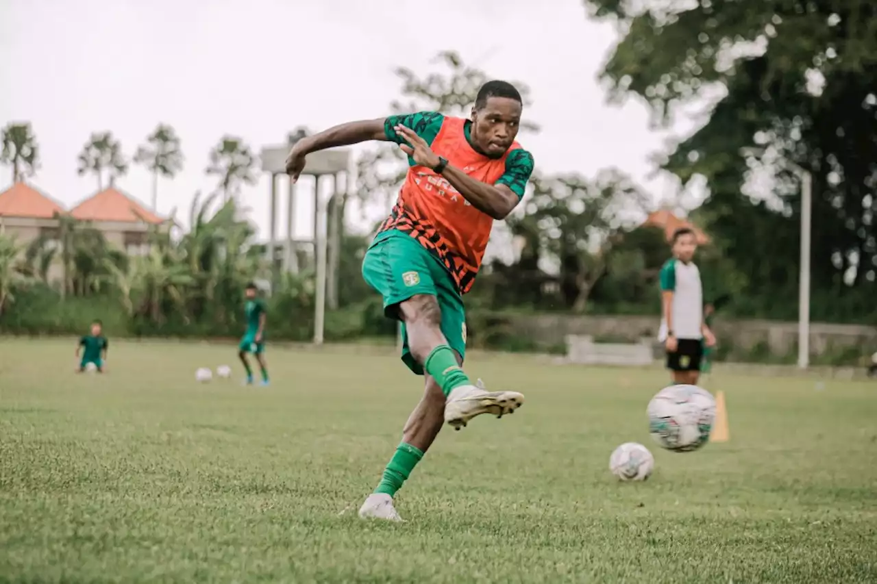 Arsenio 'Tersingkir' dari Skuad Persebaya, Coach Aji: Performanya Tidak Sesuai Harapan