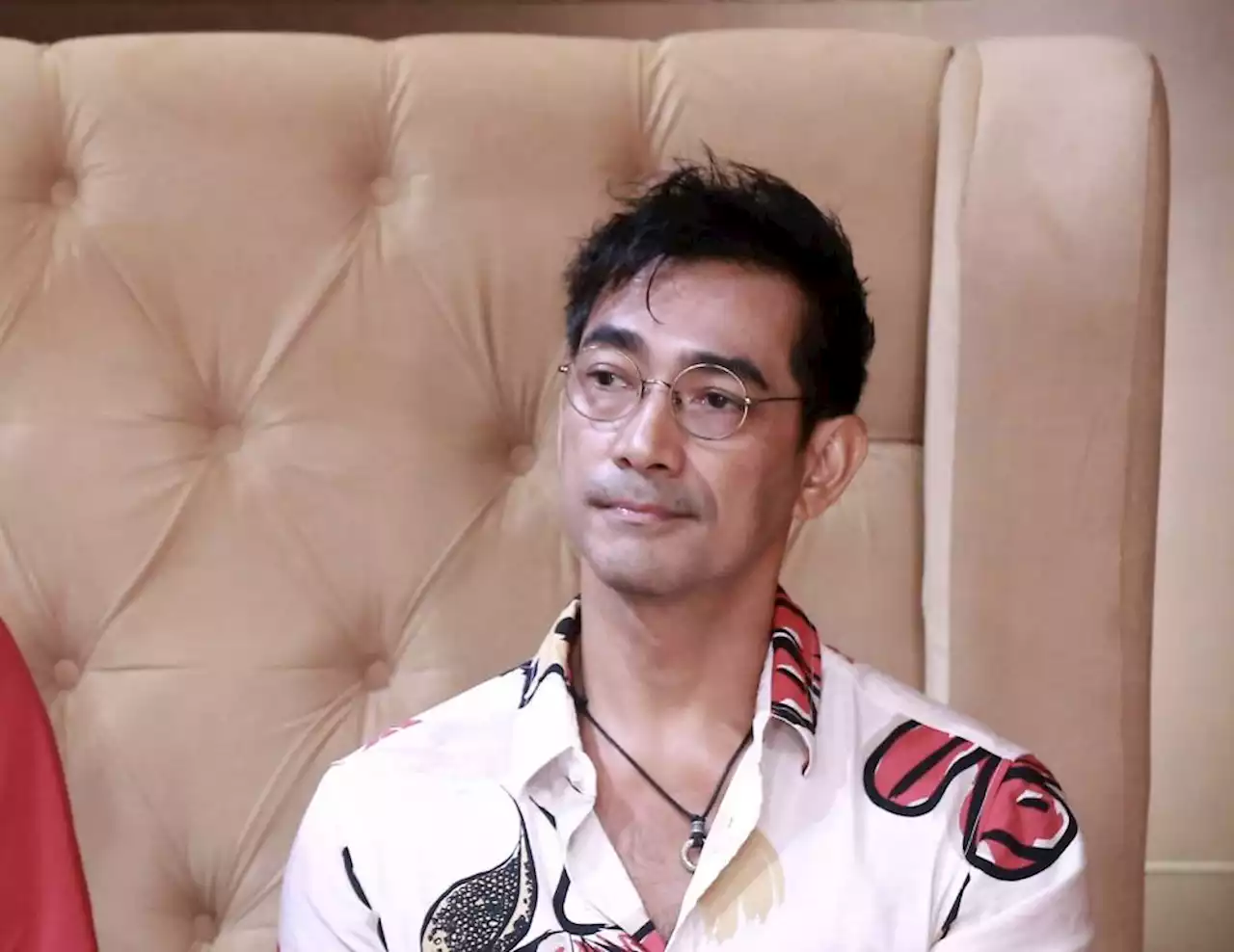 Actor Raymond Bagatsing runs for Manila vice mayor to help marginalized Manileños