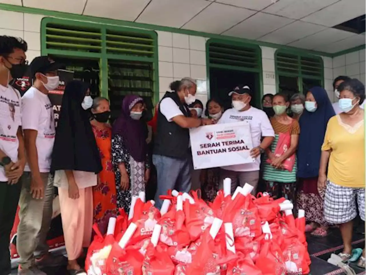 Sahabat Ganjar Gelar Aksi Sosial Di Medan Dan Deli Serdang