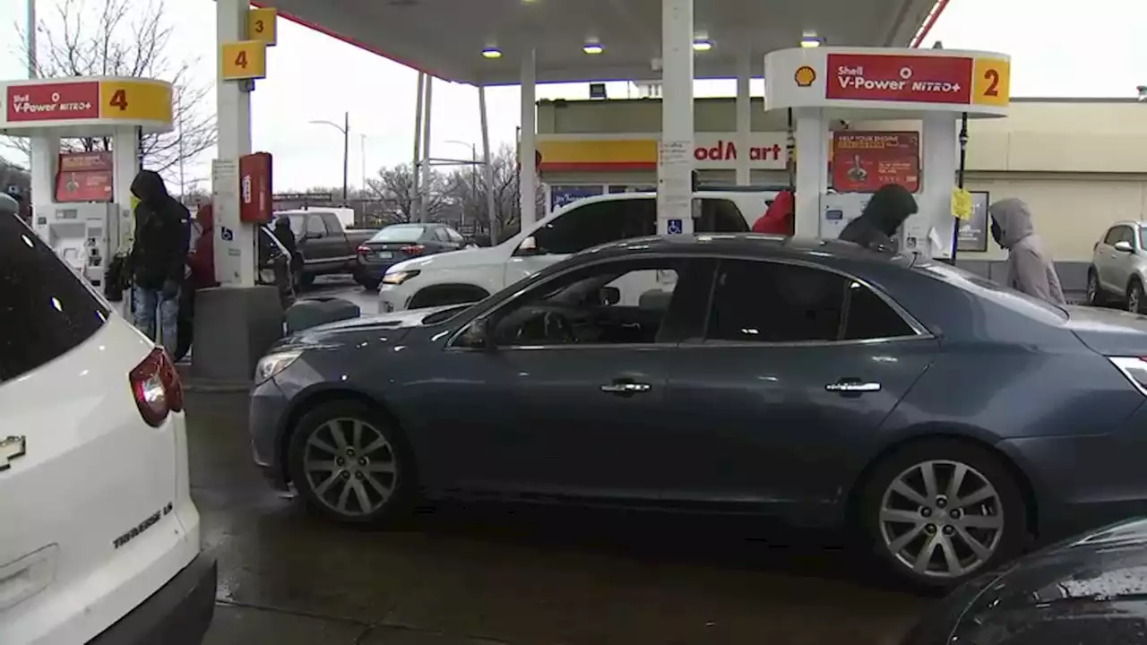 Chicago Church Gives Away Thousands of Dollars in Free Gas