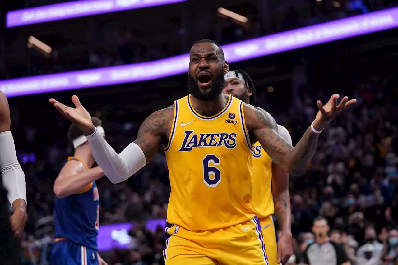 Lakers star LeBron James reacts to Bryce James’ epic windmill dunk