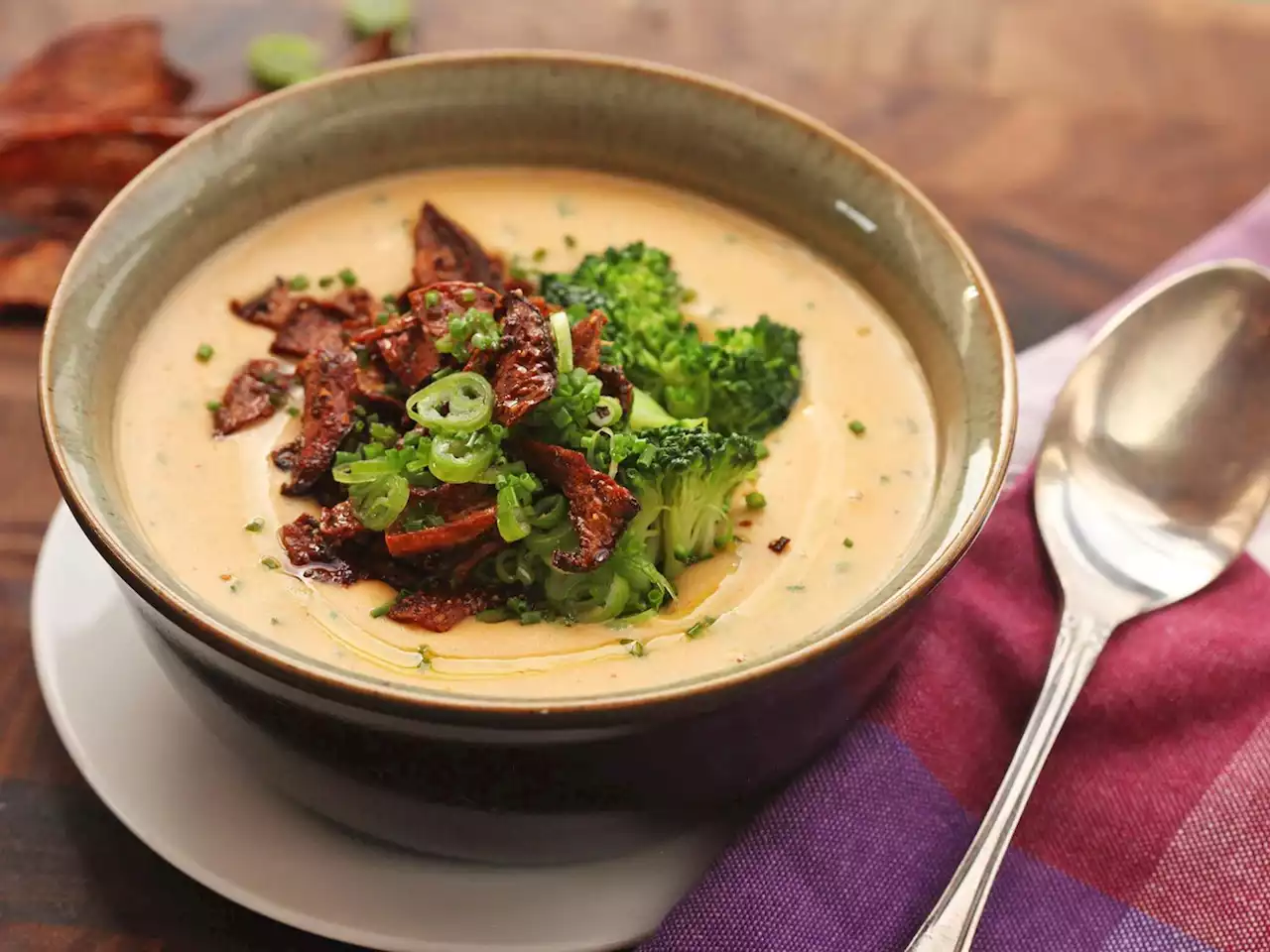 Fully Loaded Vegan Baked Potato Soup Recipe