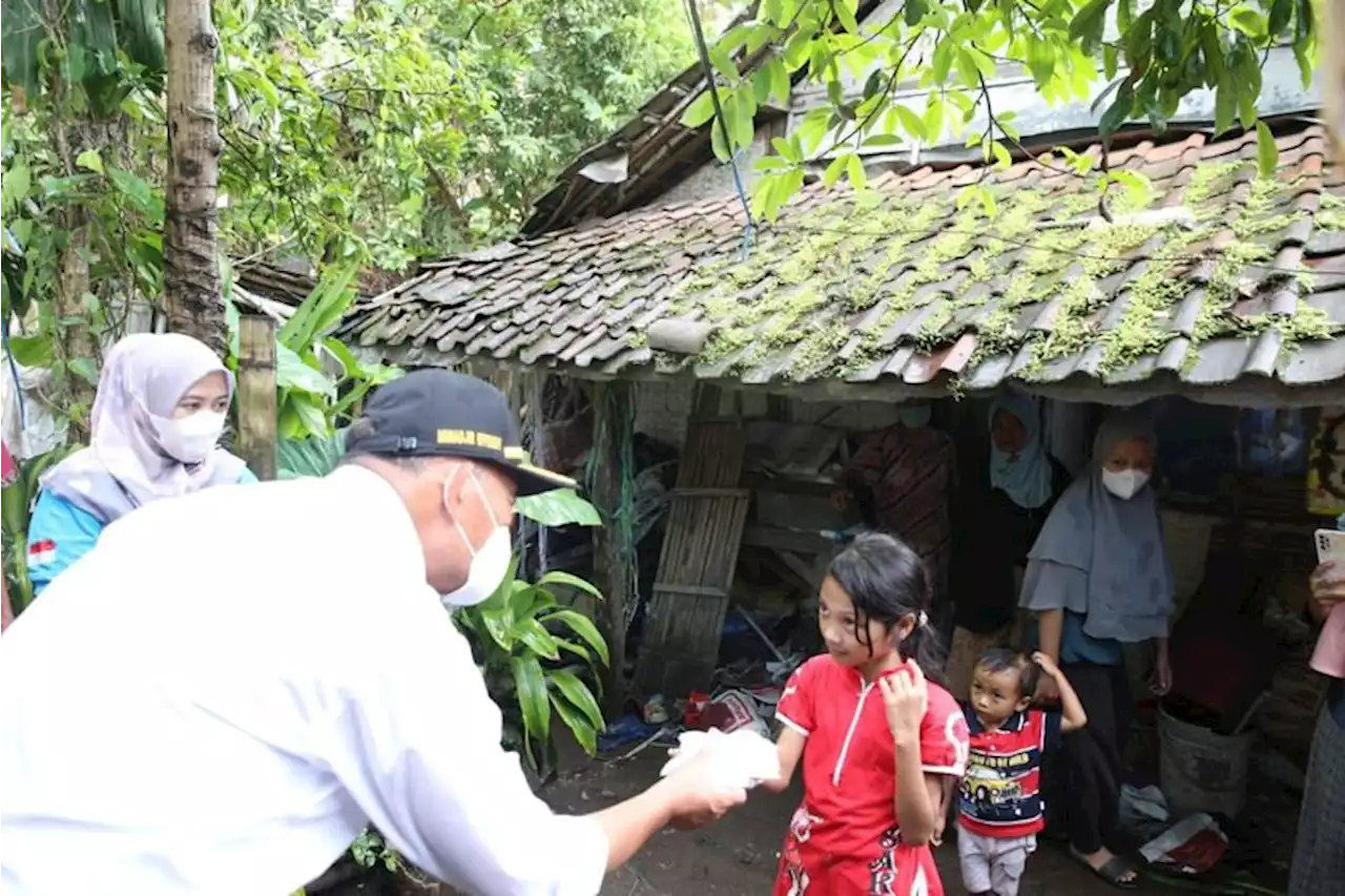 Menko PMK Sambangi Desa Kategori Kantong Kemiskinan Ekstrem di Malang