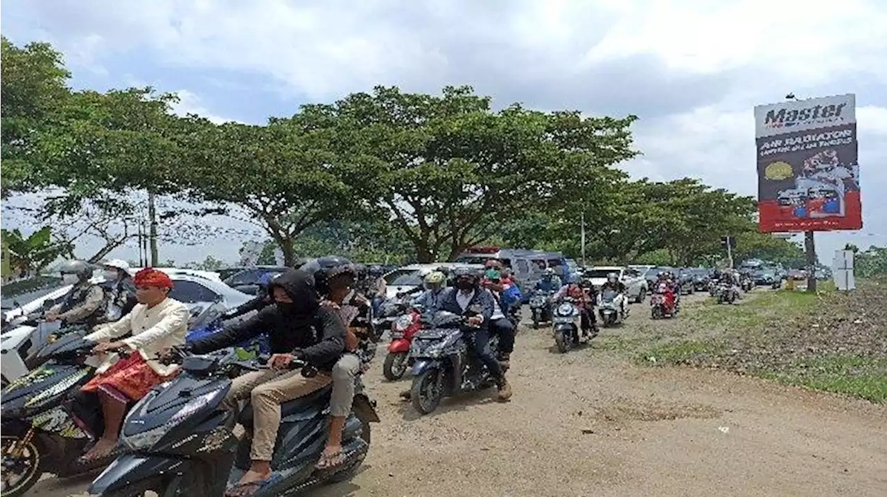 Arus Balik Penonton MotoGP: Dishub NTB Terapkan Sistem Contraflow - Tribunlombok.com