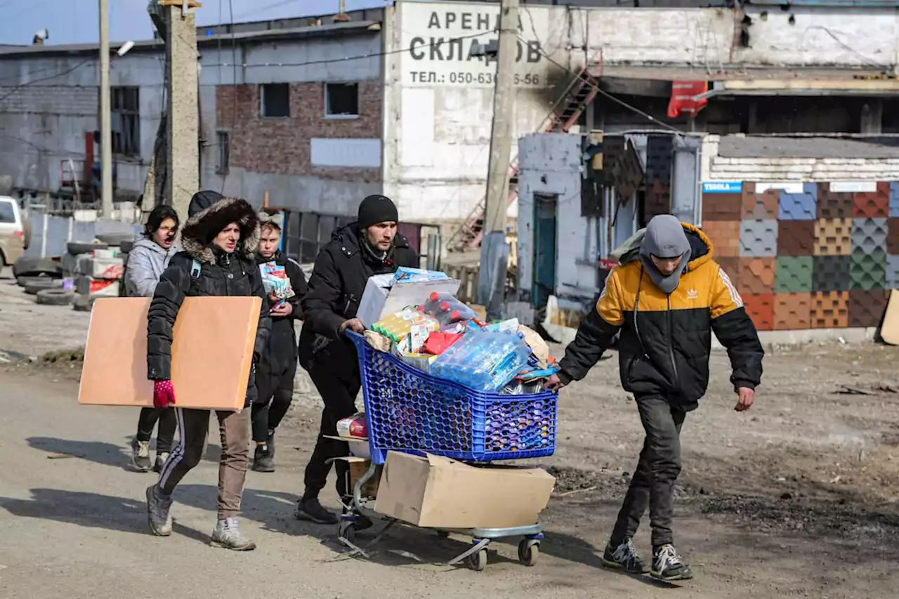 Russians bomb Mariupol school sheltering 400 residents; Pope denounces 'repugnant' war: Live updates