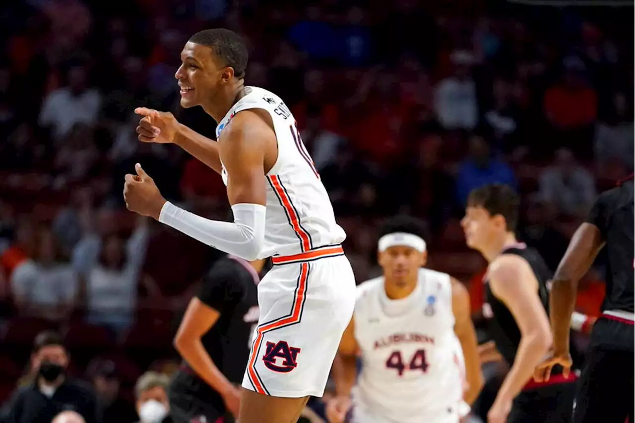 Miami isn’t enthused by Jabari Smith’s classic dunk