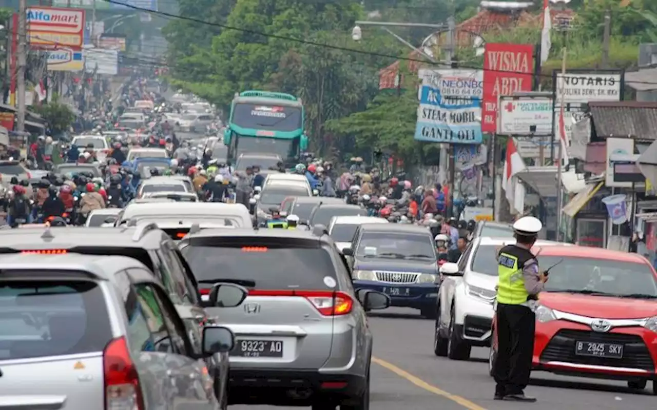 Atasi Kemacetan Kawasan Puncak, BPTJ Butuh Dana Rp7 Triliun | Ekonomi - Bisnis.com