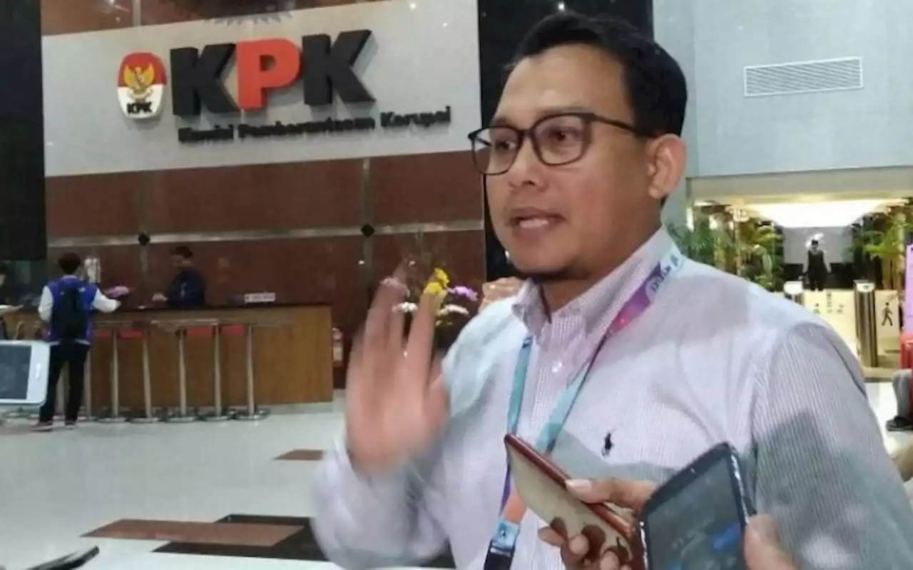 Korupsi e-KTP: KPK Periksa Eks Pejabat Kemendagri | Kabar24 - Bisnis.com